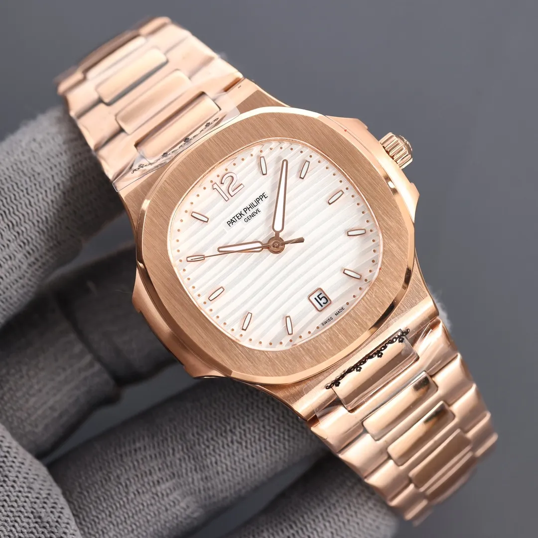 【High-end replica】💰1920! Patek Philippe Nautilus co-branded Tiffany series global limited edition has arrived🔥It is still the Tt factory's professional quality assurance and high cost performance🎈🎈 [PATEK PHILIPPE] Patek Philippe Elegant Sports Series 5711/1A Nautilus, the king of steel watches, the best detoxification solution on the Internet! Details: 1⃣️With customized Citizen 8215 automatic movement. 2⃣️316L customized ergonomic watch strap! 3⃣️The beads in the steel belt are diamond-shaped, which is consistent with the original product. 4⃣️Diameter 40 mm. Wearing 5711/1A not only shows youthful vitality, but also exudes a strong sense of calmness from the inside out. It is a well-deserved "King of Steel Watches"! Tt factory welcomes your tasting!